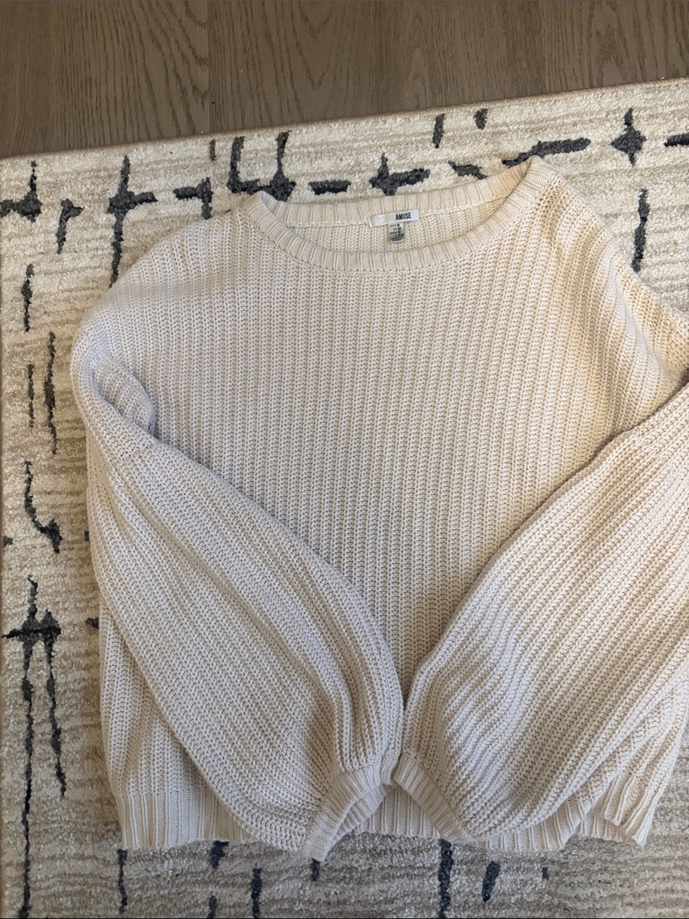 Amuse Society Cream Ribbed Crewneck Sweater with Balloon Sleeves med